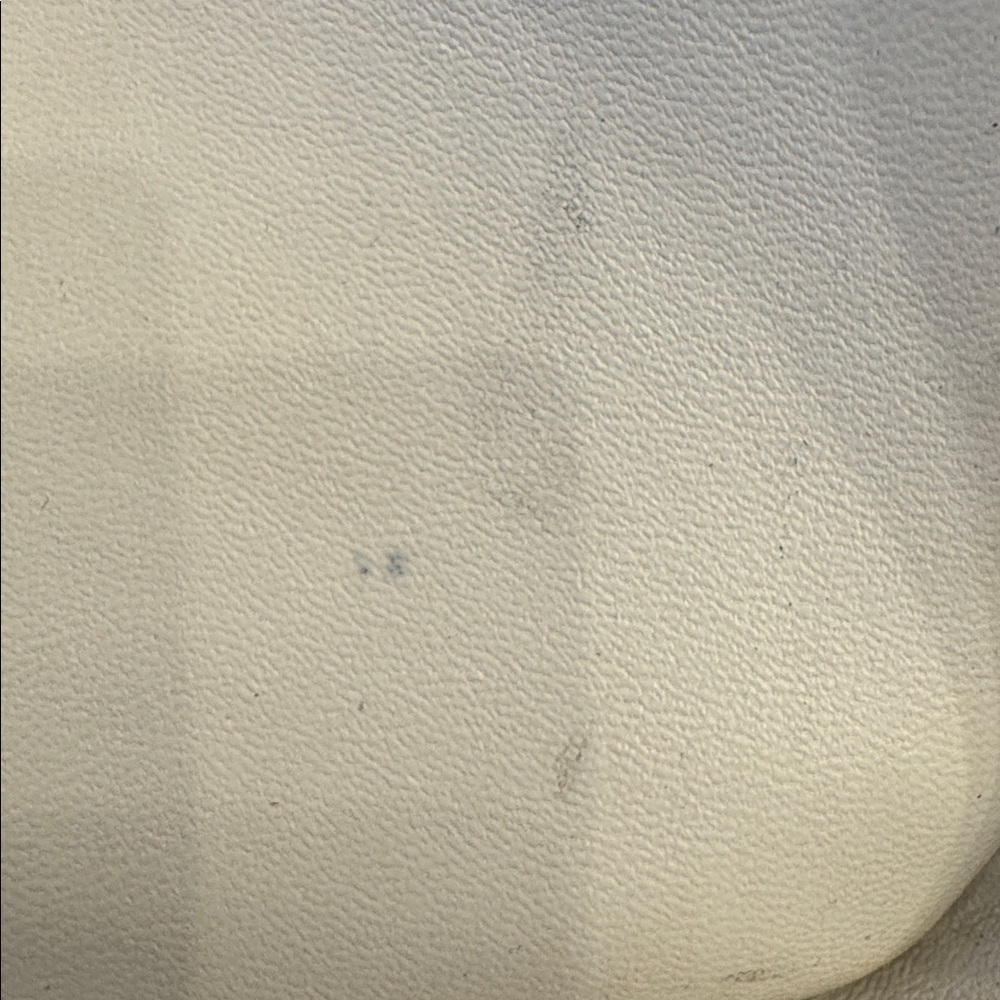 EUC! MICHAEL KORS Marilyn Medium Saffiano Leather Satchel - Picture 7 of 16